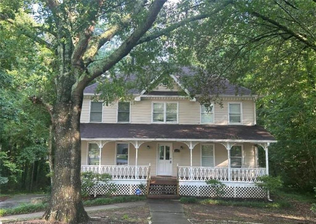 1675 Longwood Dr., Marietta, GA 30008