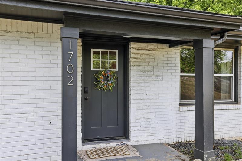 1702 Valencia Rd., Decatur, GA 30032
