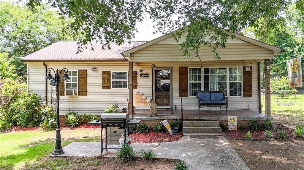 103 Defoor Loop, Calhoun, GA 30701