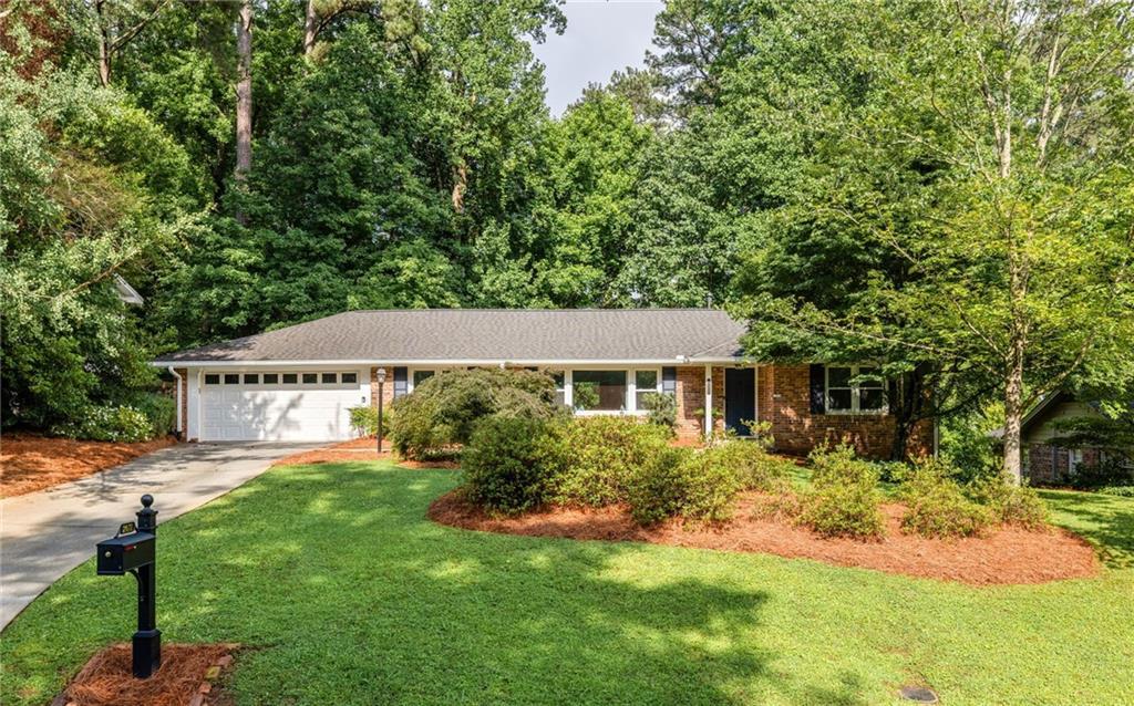 2671 Tanglewood Rd., Decatur, GA 30033