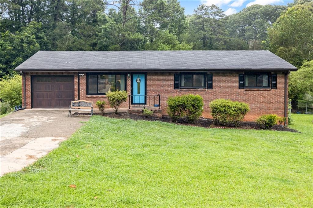 4155 Rebel Trail Dr., Douglasville, GA 30135
