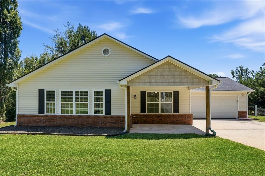 275 Jack Russell Rd., Newnan, GA 30263