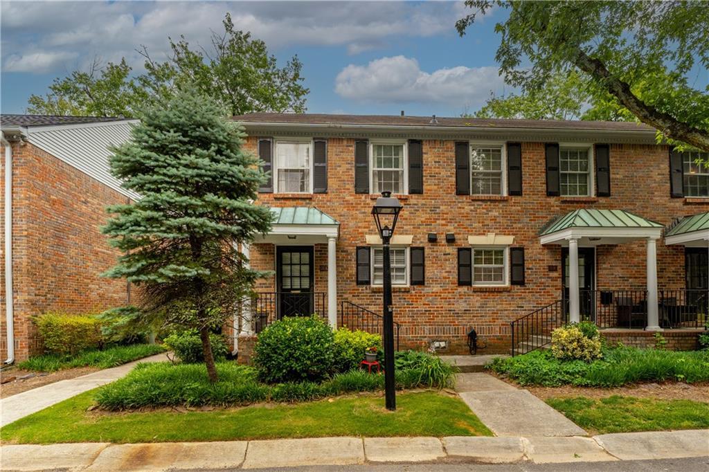 6700 Roswell Rd. #17A, Atlanta, GA 30328
