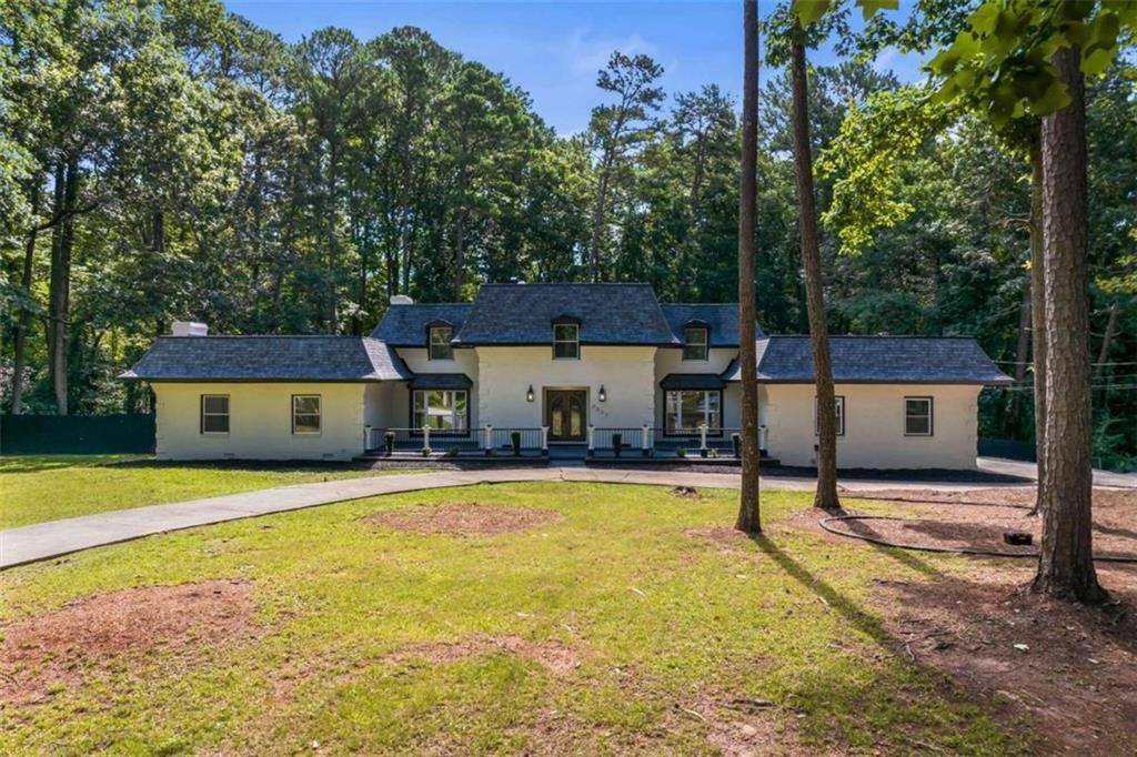 2023 Stoneleigh Dr., Stone Mountain, GA 30087