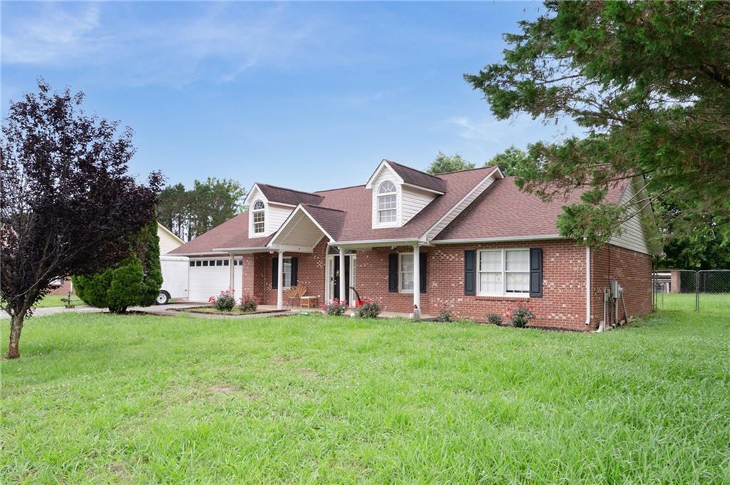 106 Magnolia Way, Calhoun, GA 30701