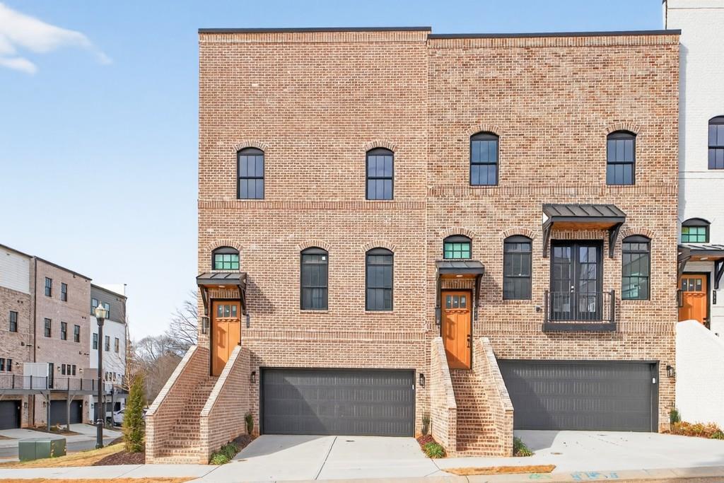 345 Sugarview Rd., Sugar Hill, GA 30518