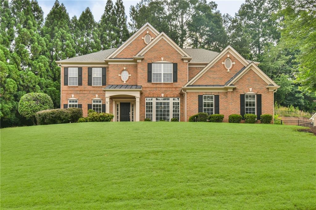 5155 Harbury Ln., Suwanee, GA 30024