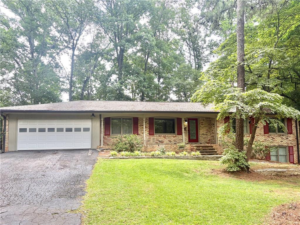 5580 Leather Stocking Ln., Smoke Rise, GA 30087