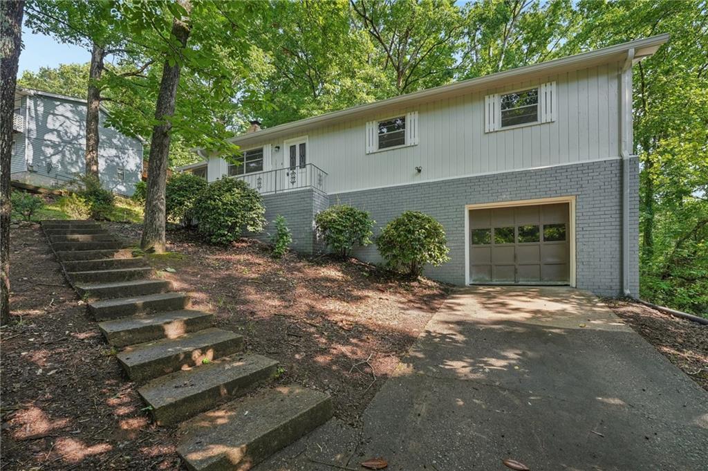 3833 Cindy Dr., Douglasville, GA 30135