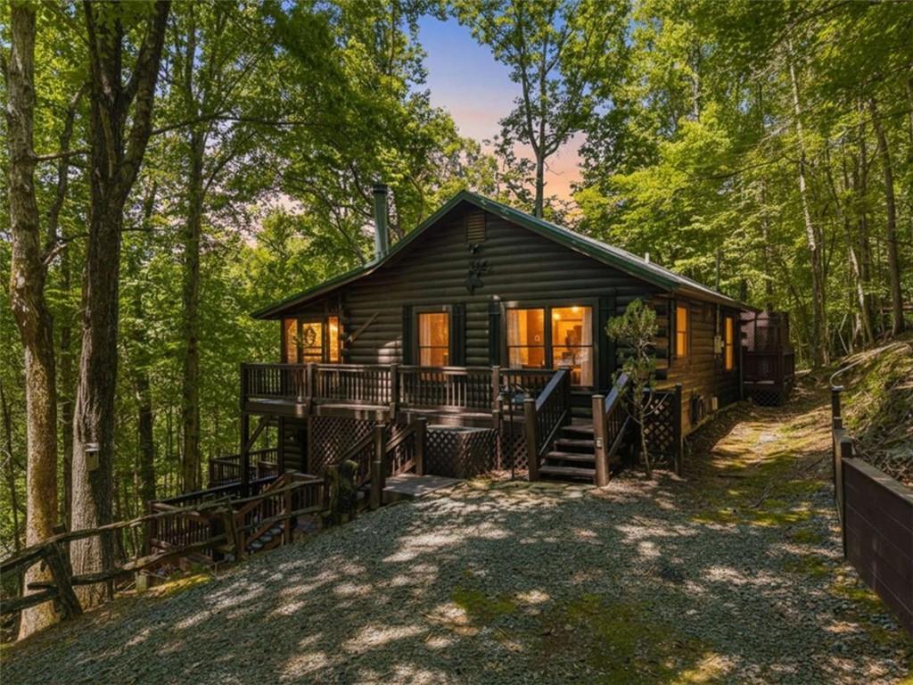 122 Riverbend Tr., Ellijay, GA 30540