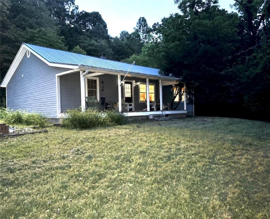391 Rose Petal Ln., Ellijay, GA 30540