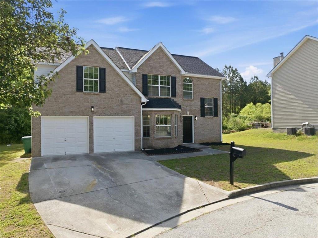 3820 Micah Ln., Ellenwood, GA 30294
