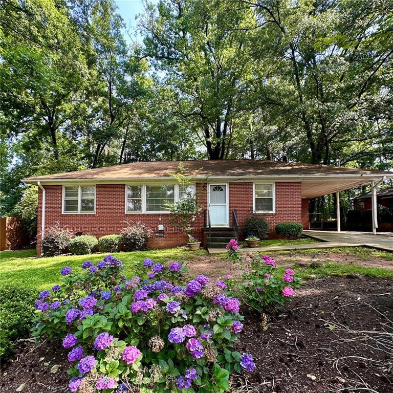 951 Woodland Tr., Smyrna, GA 30080