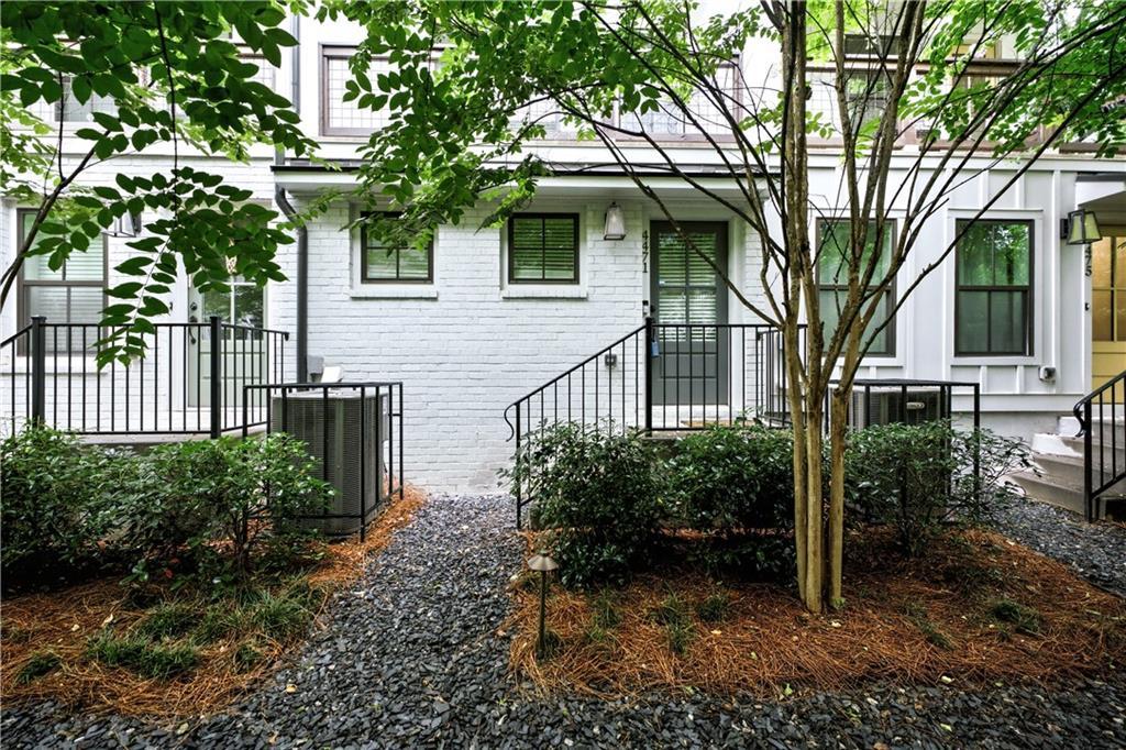 4471 Dandelion Ln., Atlanta, GA 30342