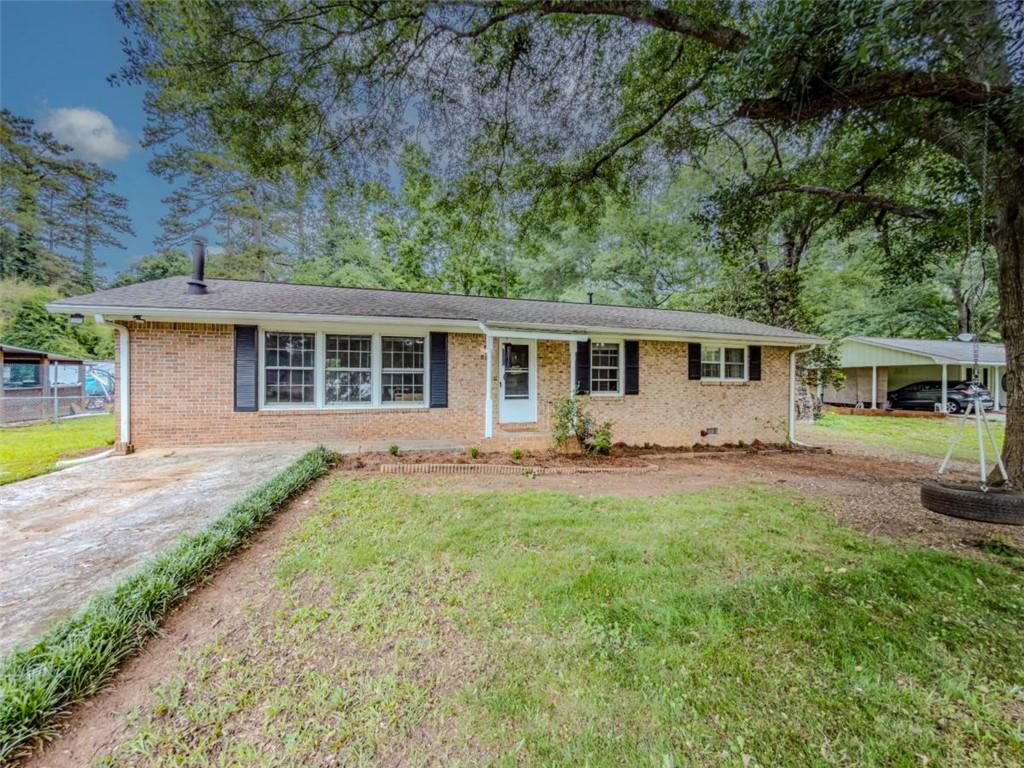 880 Virginia Ct., Conyers, GA 30094