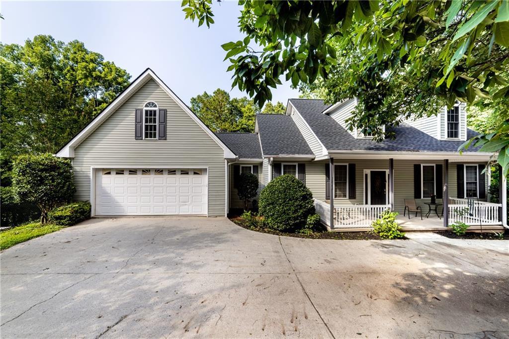 7822 Beachwood Dr., Murrayville, GA 30564