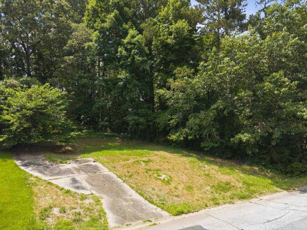 1796 Hunting Creek Ln., Conyers, GA 30013