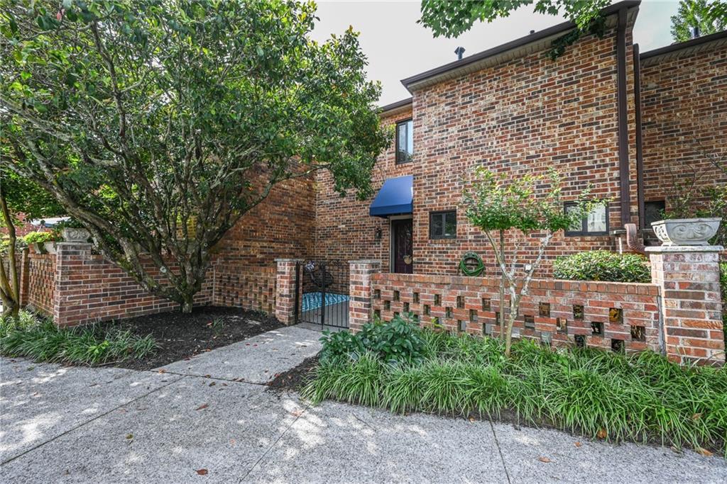 2256 Pernoshal Ct., Atlanta, GA 30338