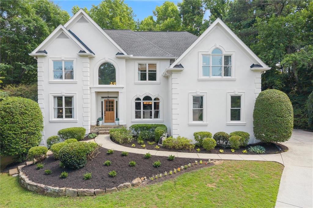 825 Eden Green Ct., Roswell, GA 30075