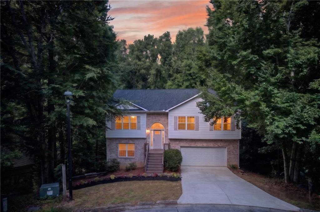 9917 Silver Leaf Ct., Douglasville, GA 30135