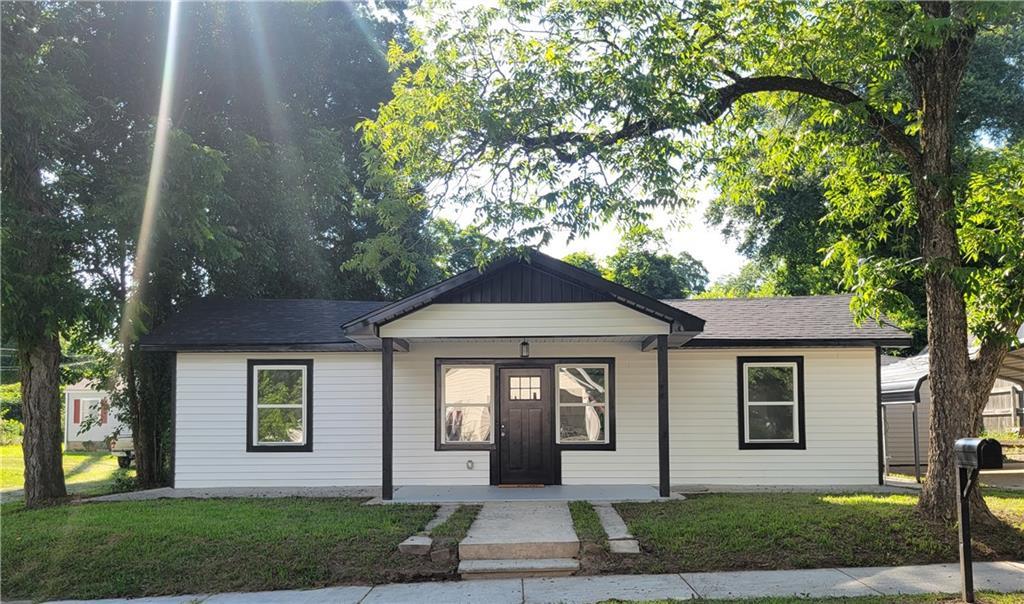 172 S Thomas St., Elberton, GA 30635