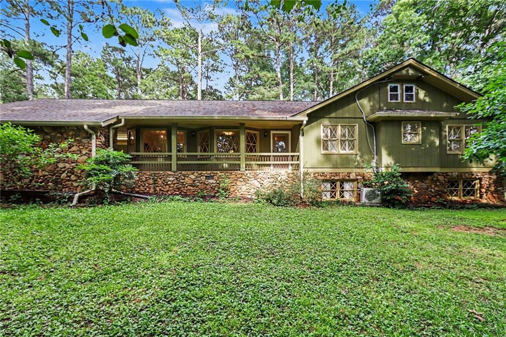 675 Ridge Ave., Stone Mountain, GA 30083
