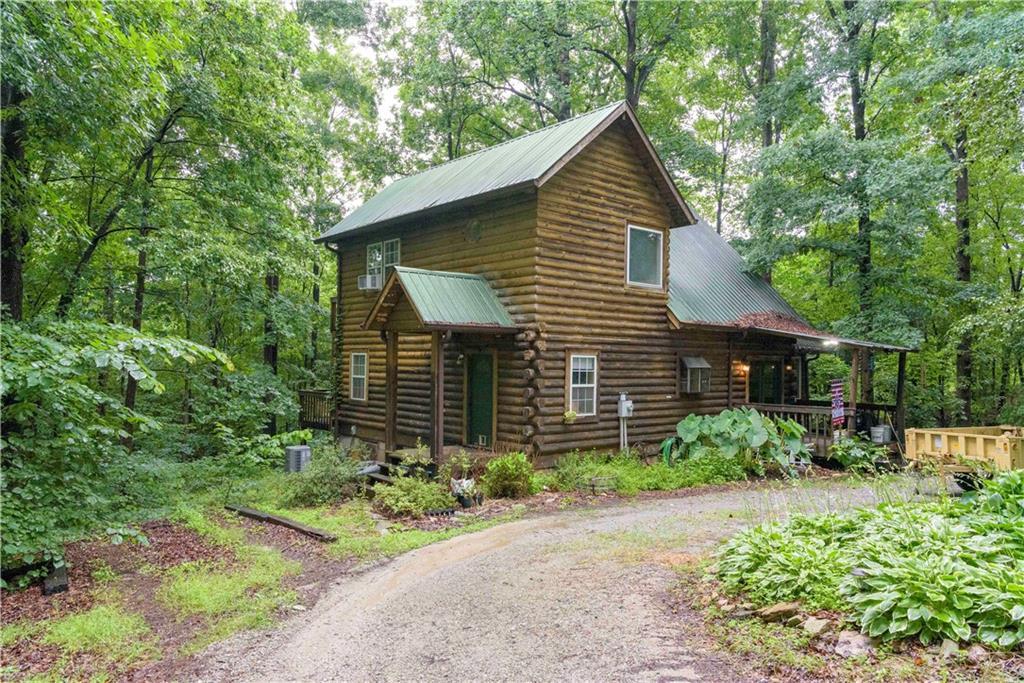 4150 Davis Rd., Toccoa, GA 30577