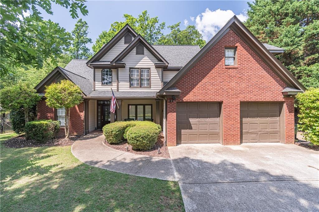 2649 Waters Edge Dr., Gainesville, GA 30504