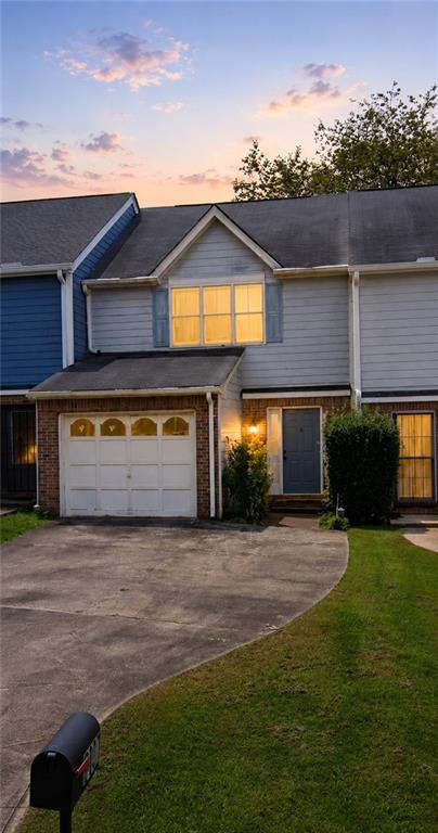 8007 Woodlake Dr., Riverdale, GA 30274
