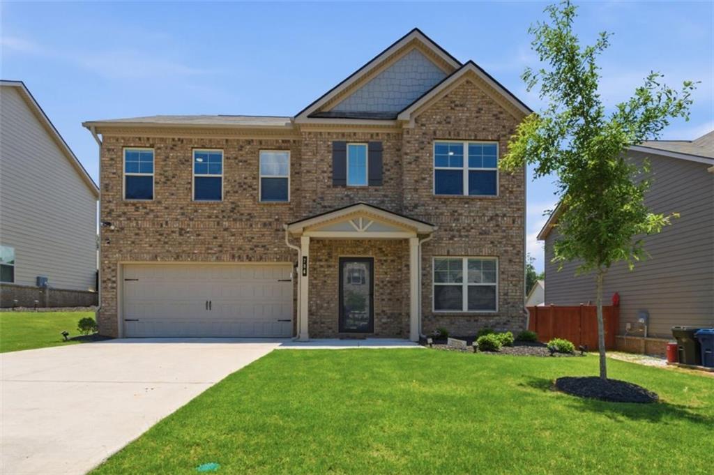 784 Lakehaven Ln., Loganville, GA 30052