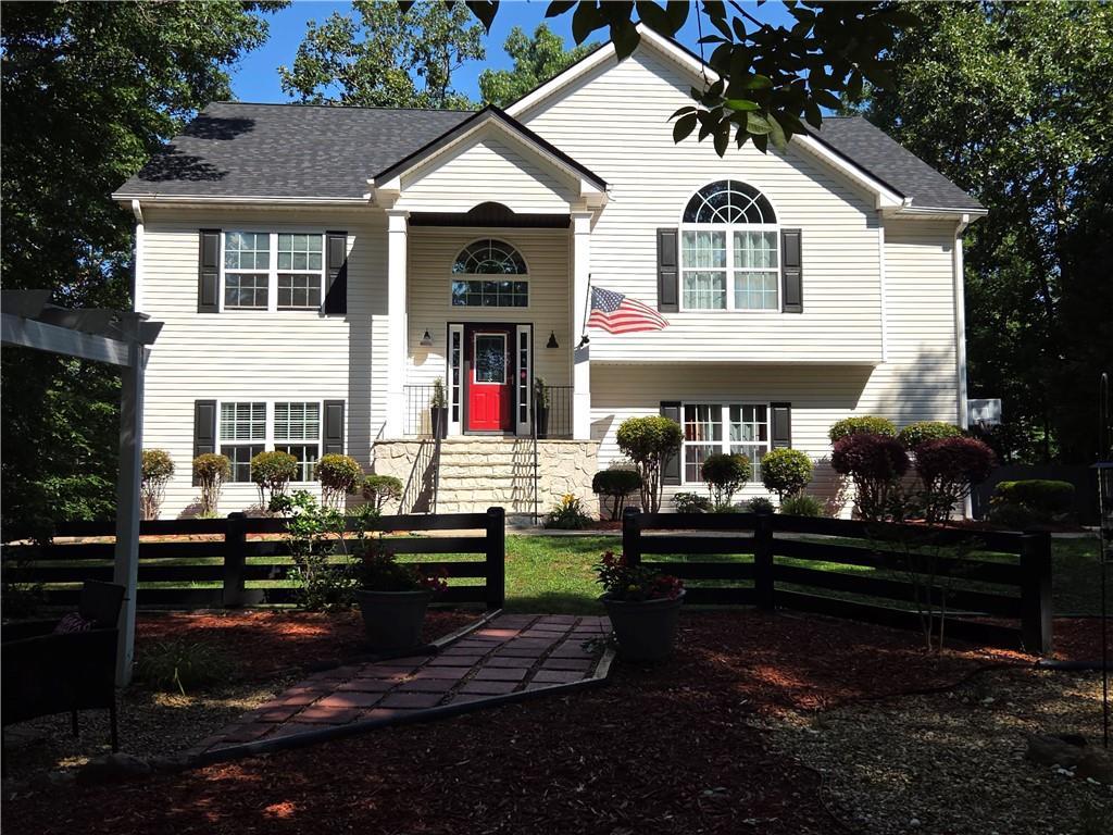 7115 Fletcher Dr., Winston, GA 30187