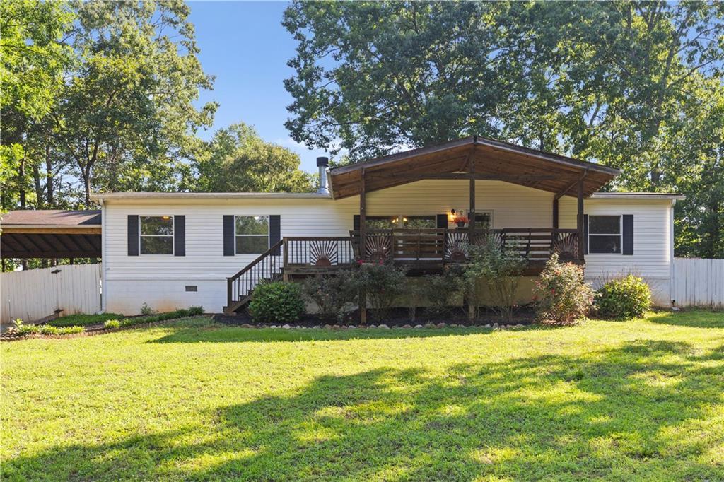 5512 Hemlock Ct., Lula, GA 30554