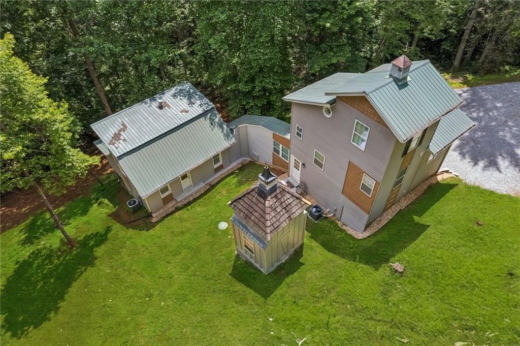 375 Deerfield Dr., Dahlonega, GA 30533