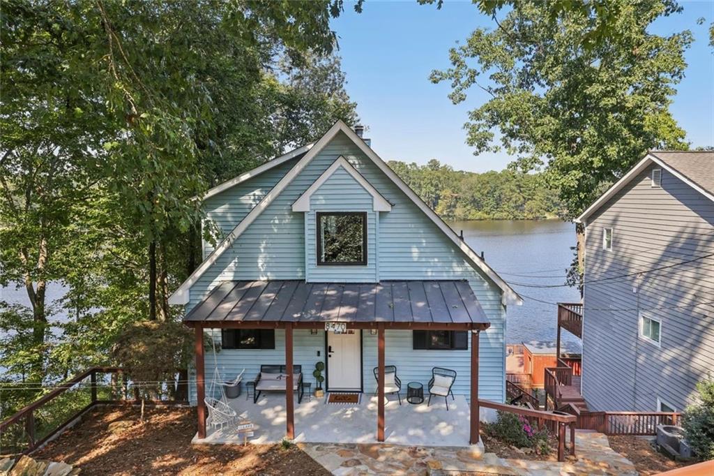 8470 Lake Dr., Snellville, GA 30039