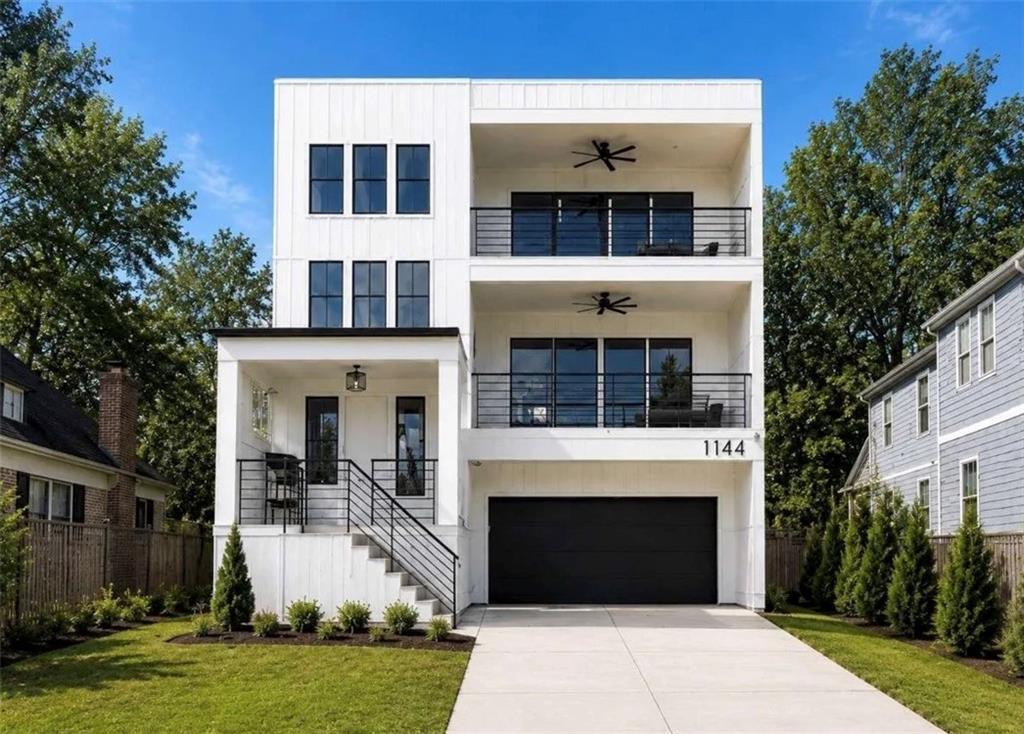 S Maywood Pl., Atlanta, GA 30318