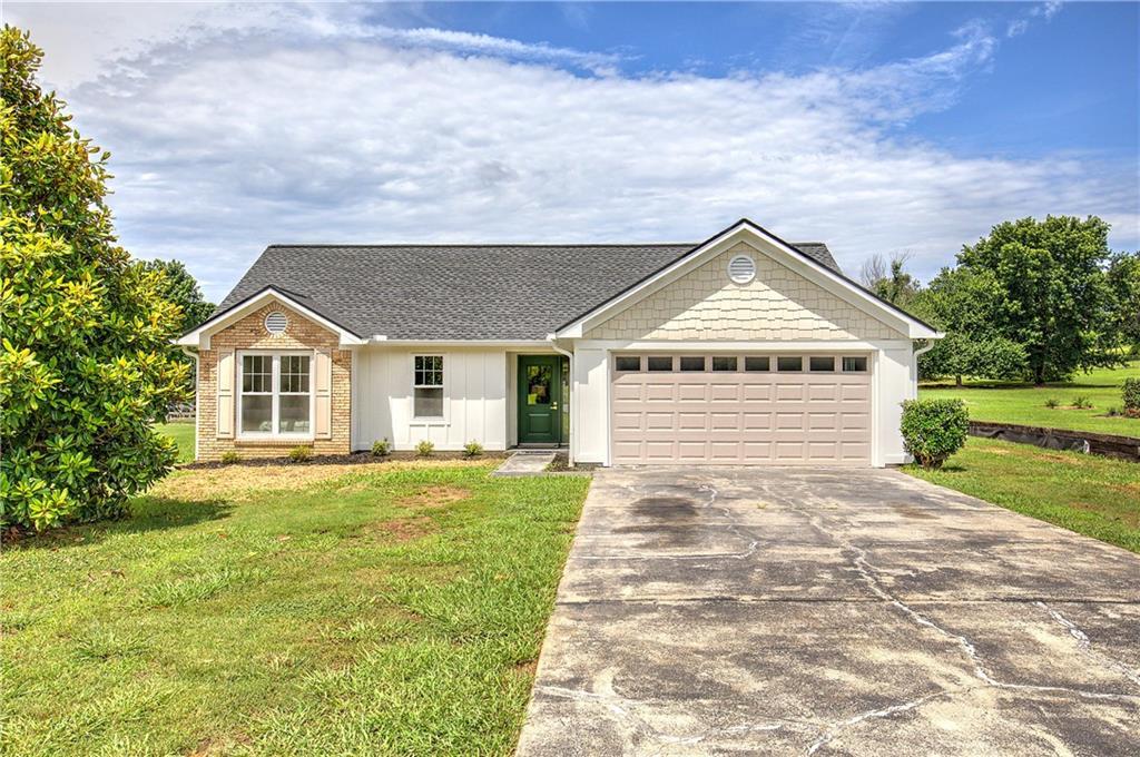 516 Brown Farm Rd., Cartersville, GA 30120