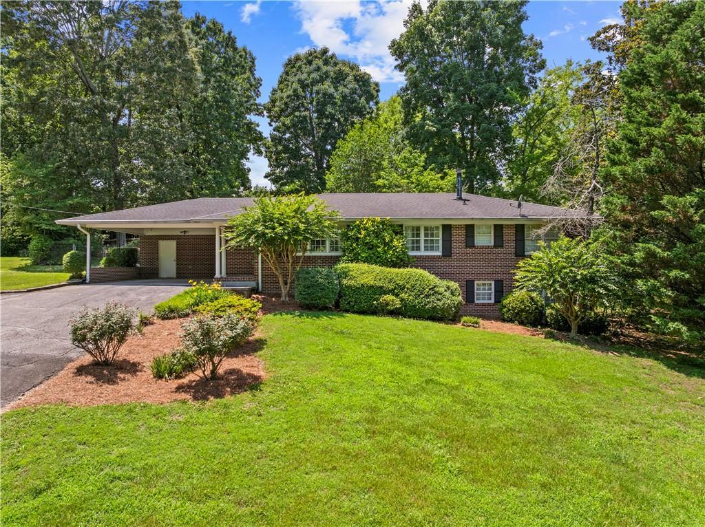 204 Sherwood Dr., Calhoun, GA 30701