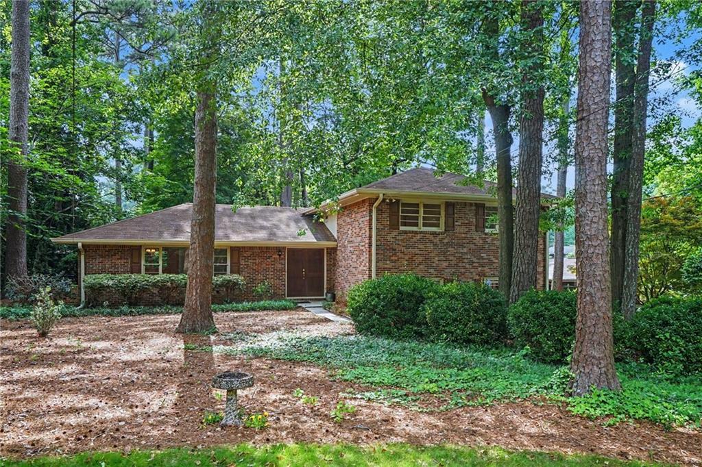 2113 Lavista Cir., Tucker, GA 30084