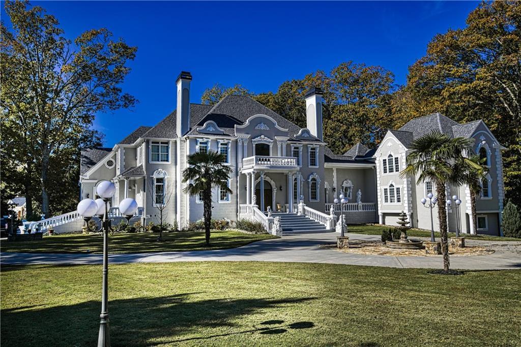 6020 Riverside Dr., Atlanta, GA 30328