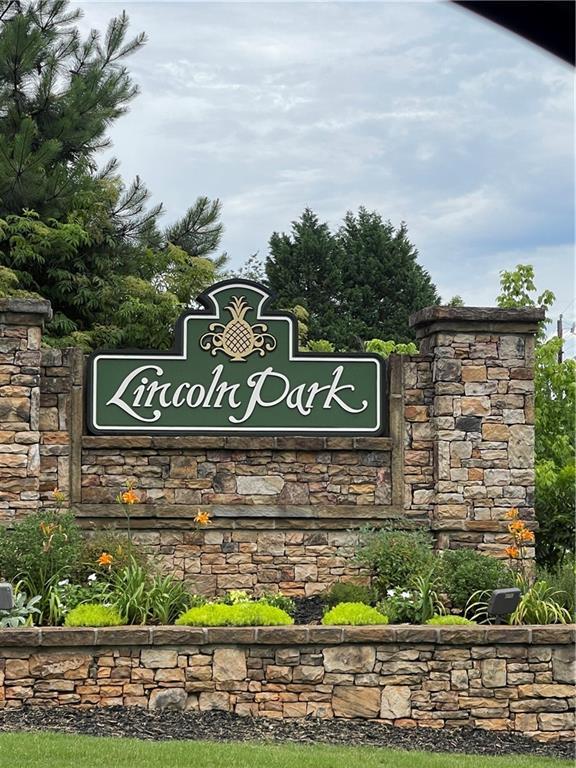 306 Paces Ct., Winder, GA 30680