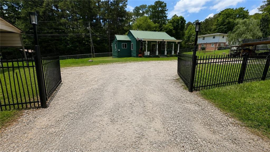 2355 Lucas Dr., Conyers, GA 30012
