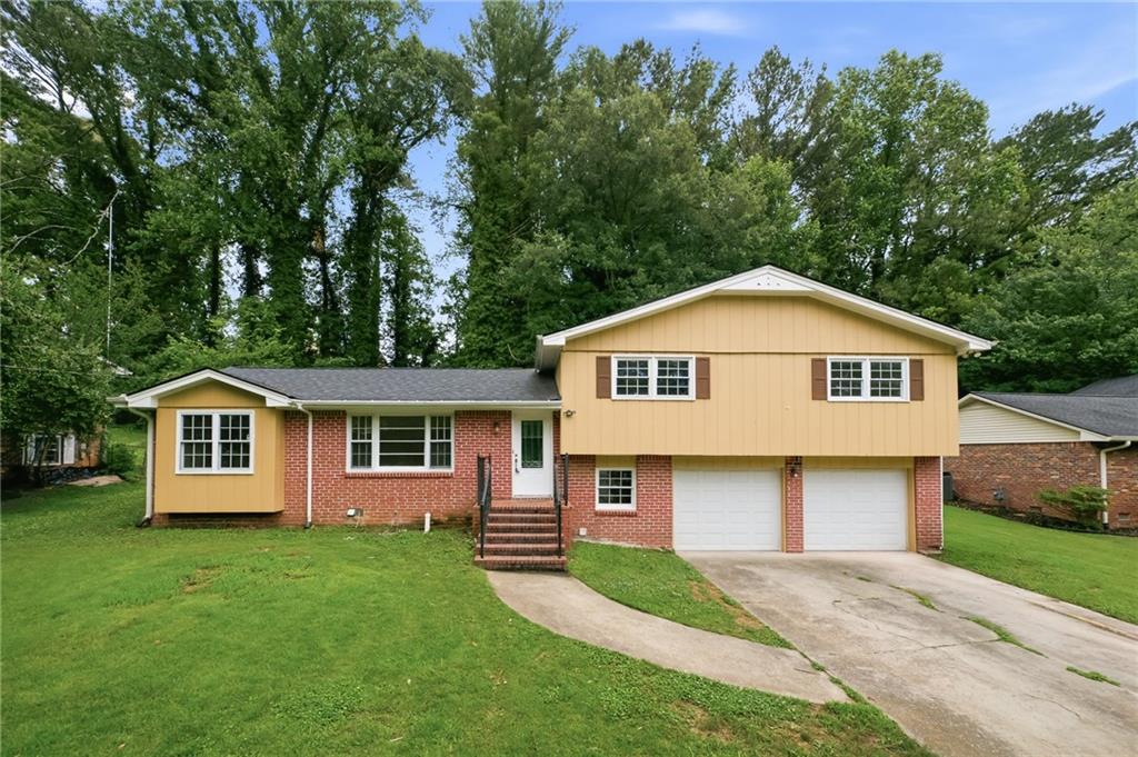 3816 Green Bay Dr., Lawrenceville, GA 30044