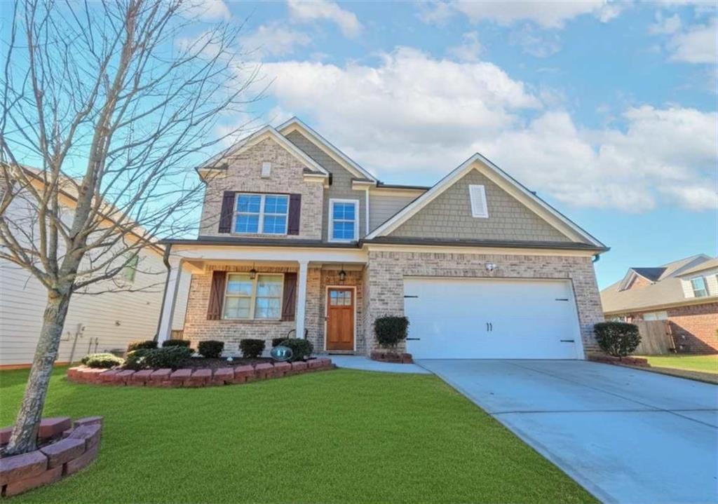 87 Round Pond Dr., Lilburn, GA 30047