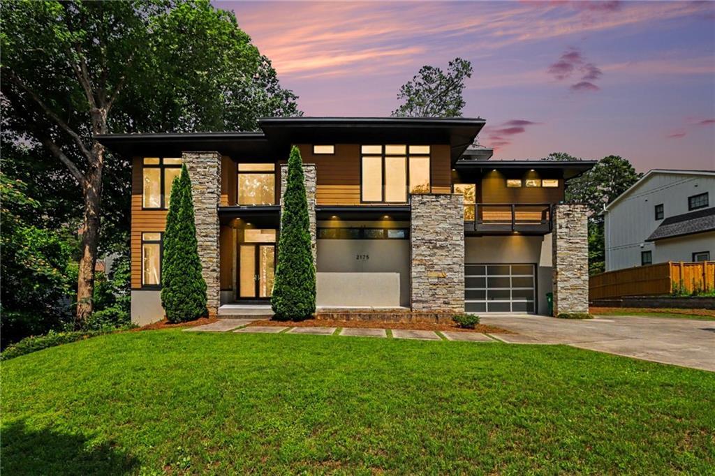 2175 Meadowcliff Dr., Atlanta, GA 30345
