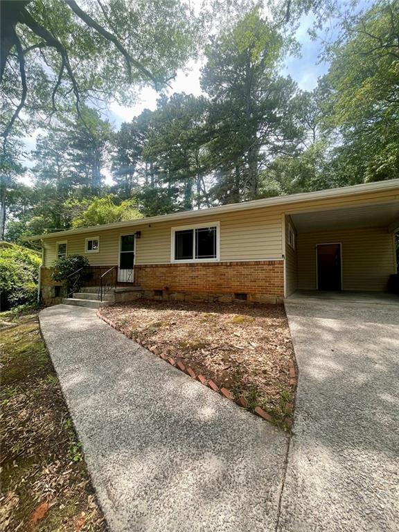 1537 Sagewood Cir., Stone Mountain, GA 30083