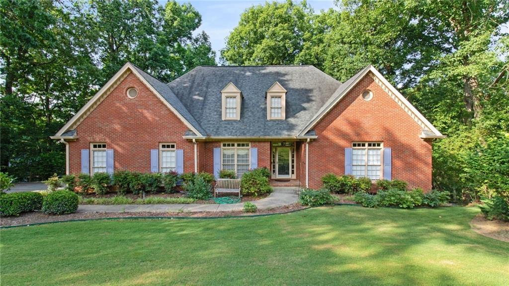 3385 Summit Tr., Cumming, GA 30041