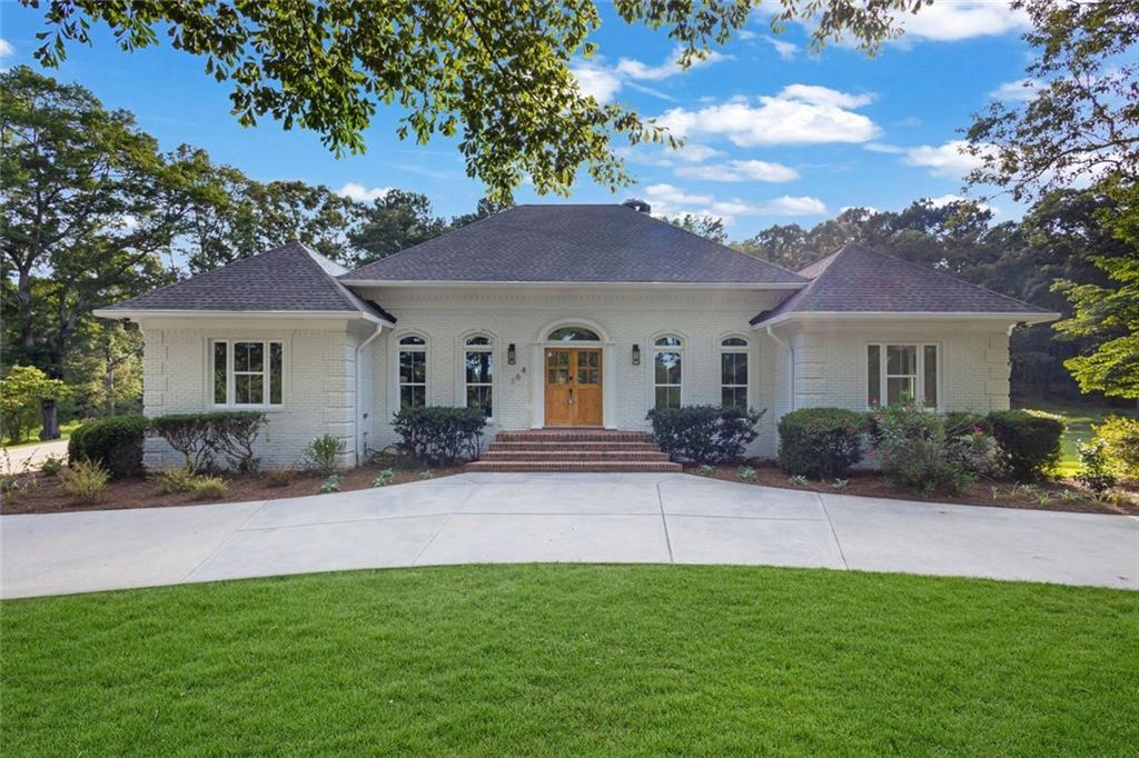 164 Snead Rd., Fayetteville, GA 30215
