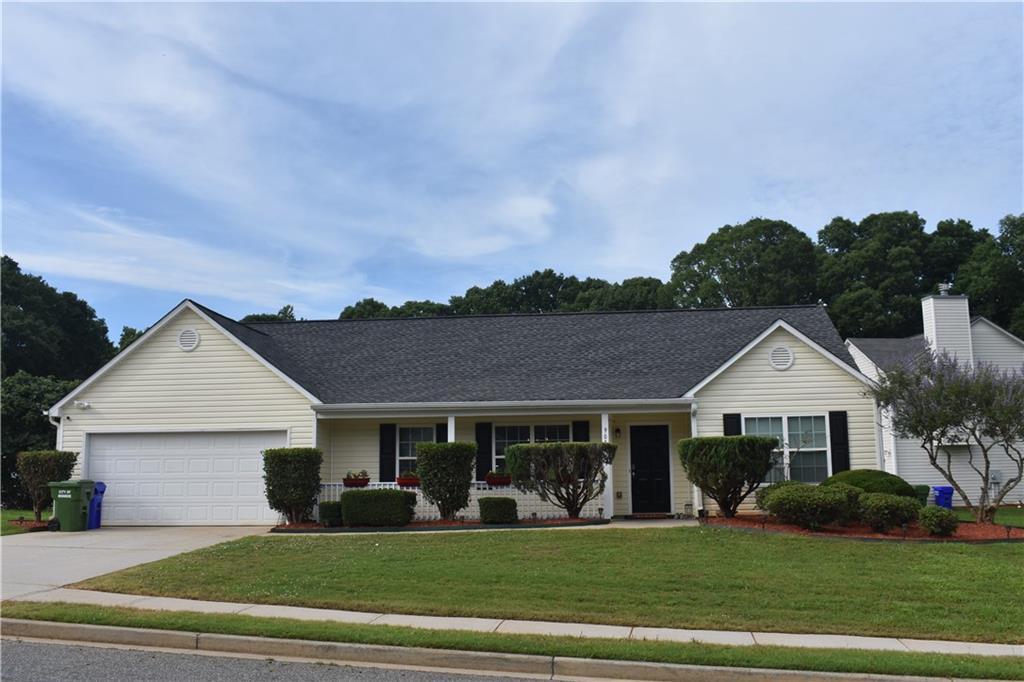 904 Meadow Walk Dr., Monroe, GA 30656