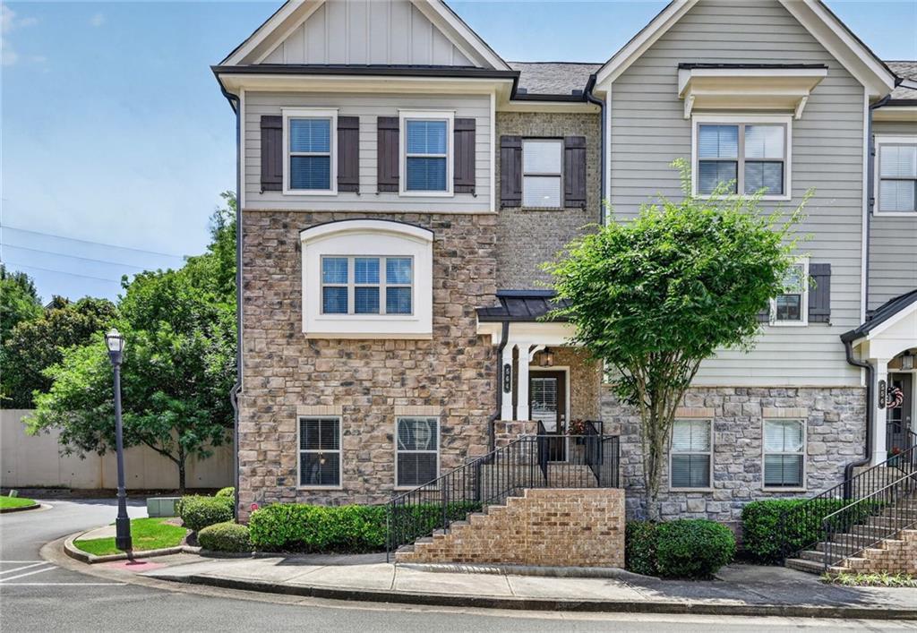 564 Henry Dr., Marietta, GA 30064