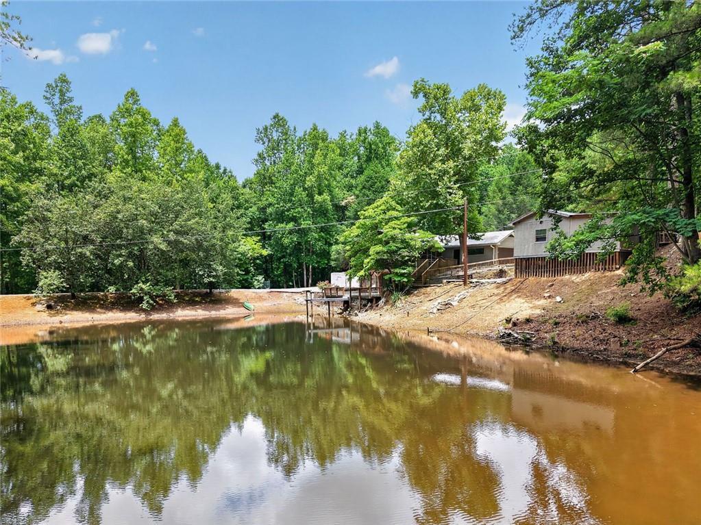 105 Whitestone Road North, Talking Rock, GA 30175